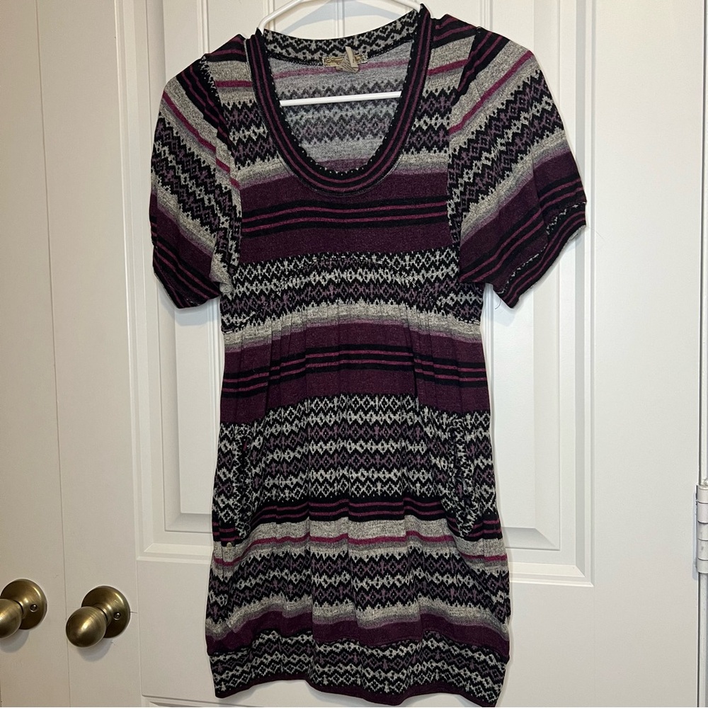 Purple & black dress with pockets!